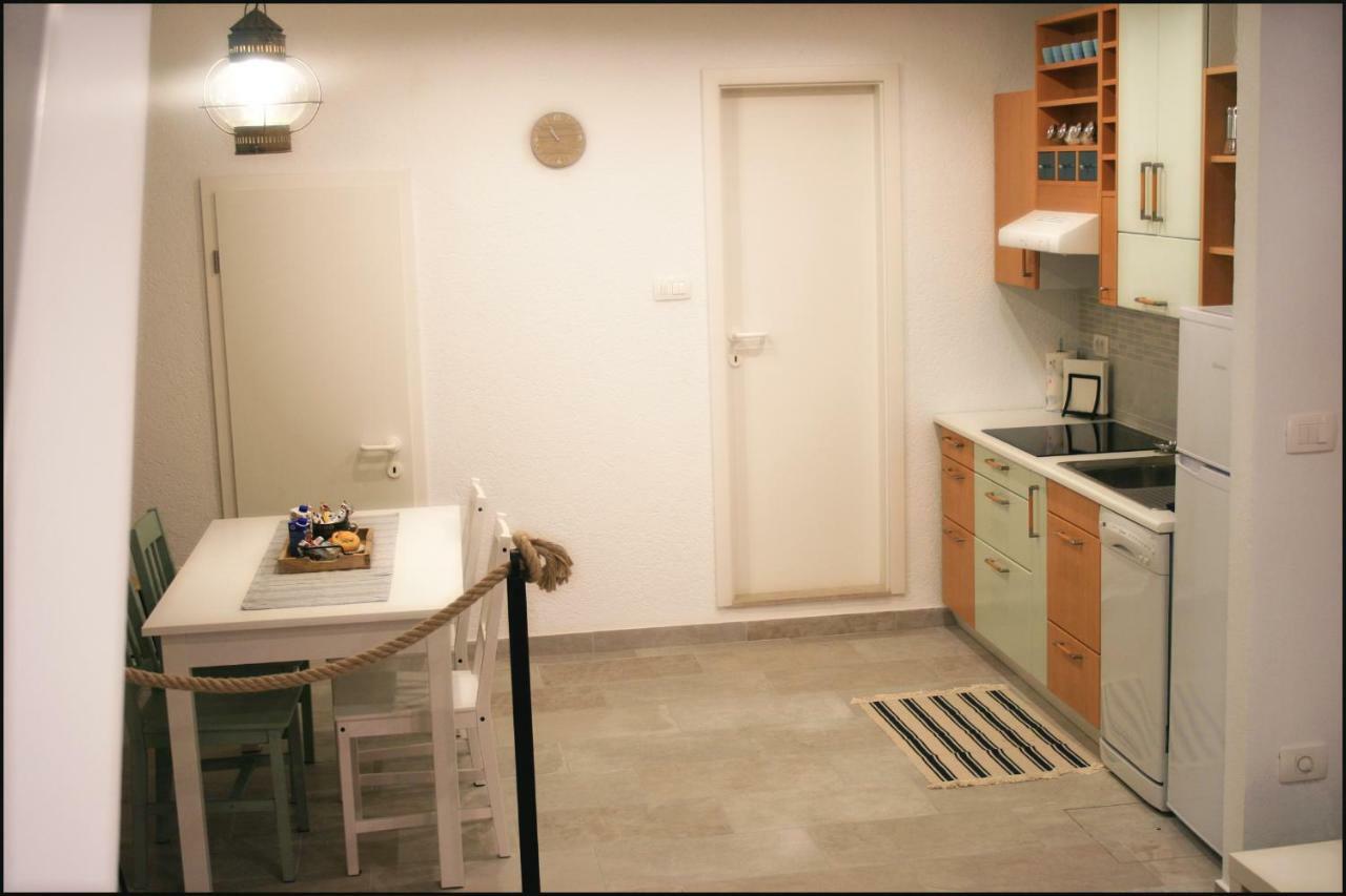 Casa Vacanze Enjoy Pirano Eksteriør billede