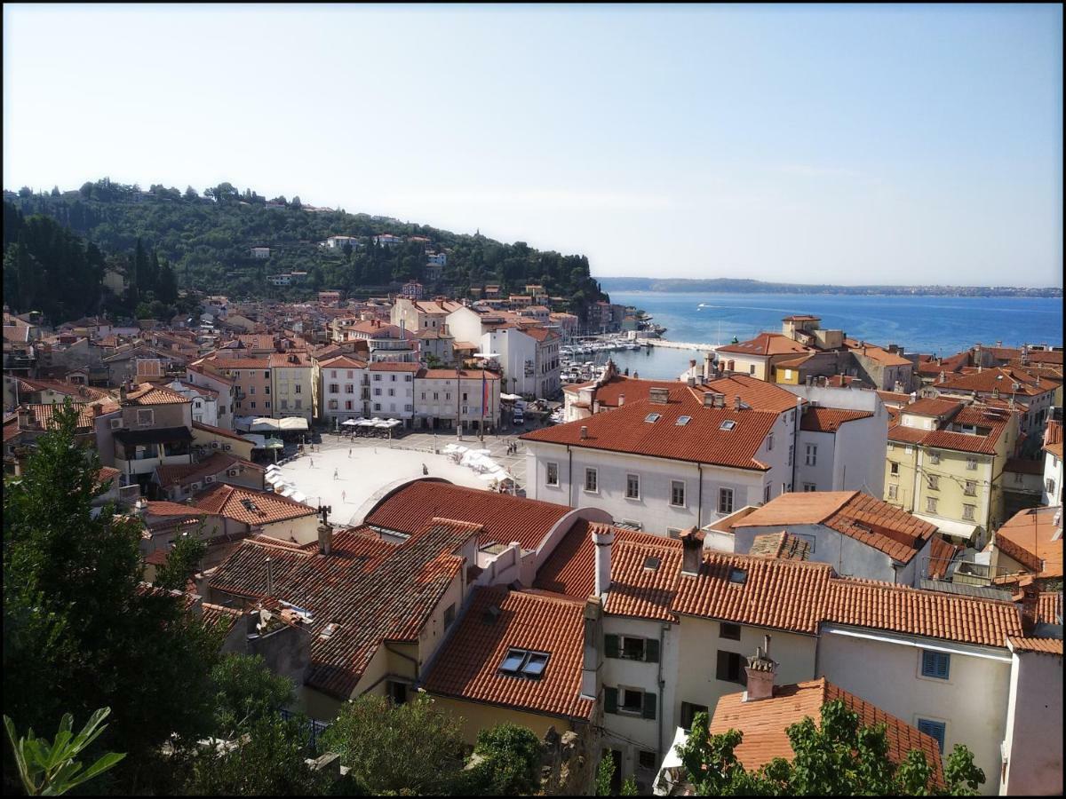 Casa Vacanze Enjoy Pirano Eksteriør billede