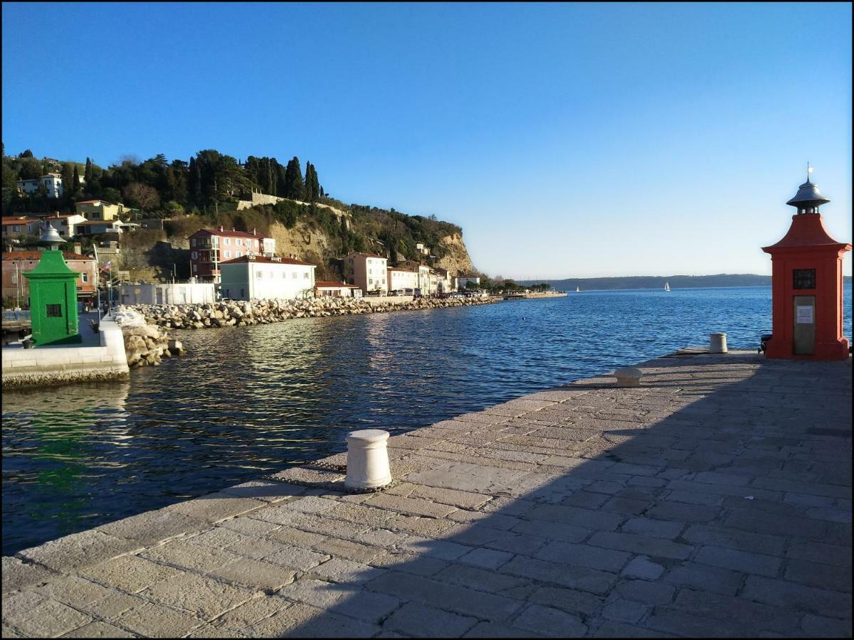 Casa Vacanze Enjoy Pirano Eksteriør billede